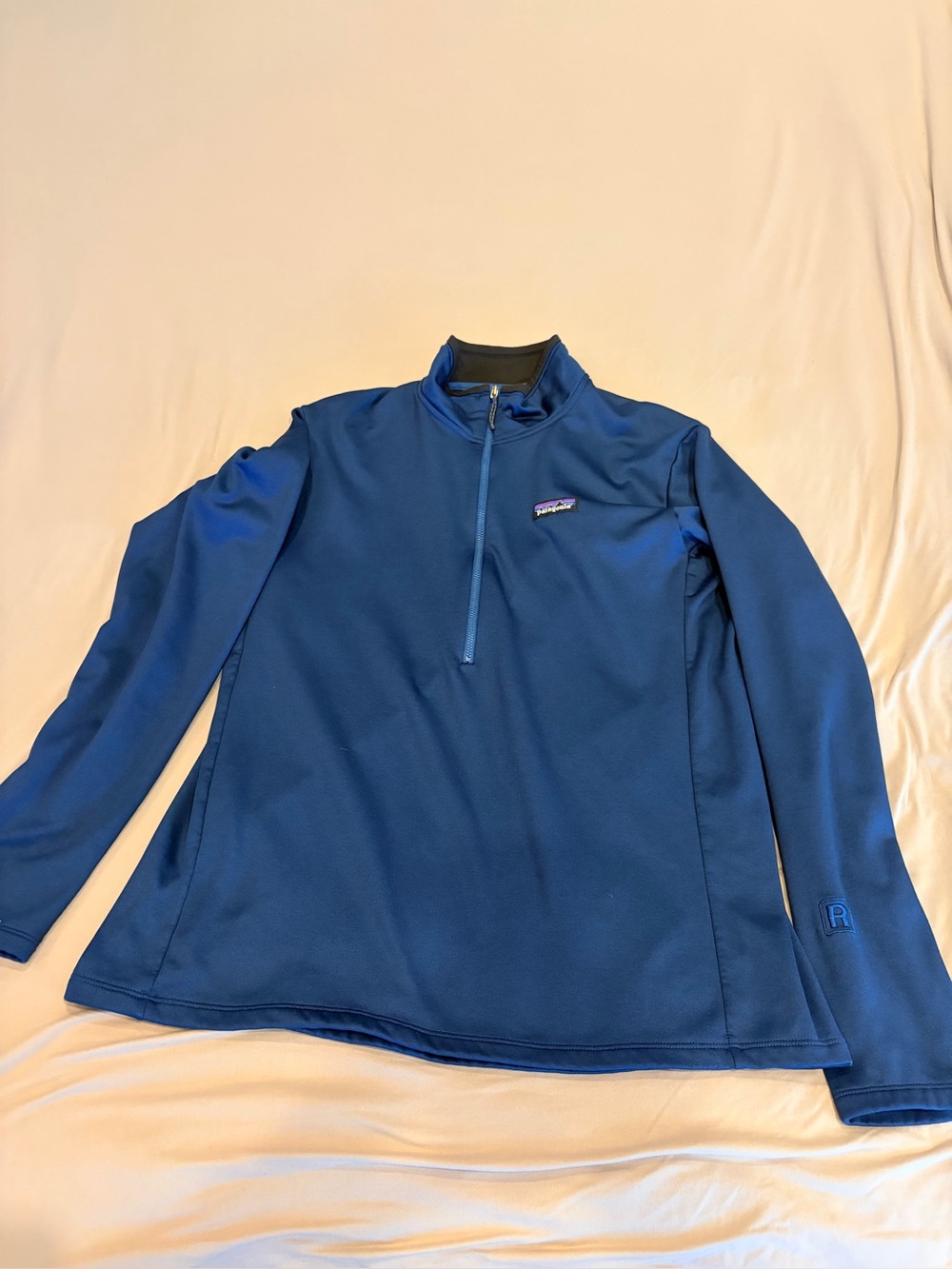 Patagonia Men’s 1/4 Zip Pullover – Size Large
